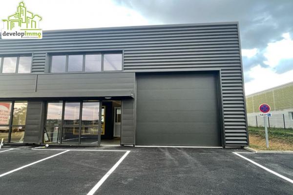 Local d'activité de 250 m² à Saint André Sur Orne - Vente et location de locaux et bureaux en Normandie
