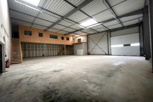 Local d'activité Colombelles - Vente et location de locaux et bureaux en Normandie