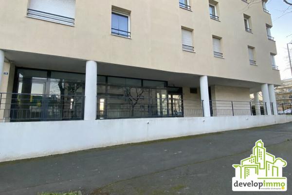 LOCAL PROFESSIONNEL - PROCHE CLINIQUE SAINT-MARTIN - Vente et location de locaux et bureaux en Normandie