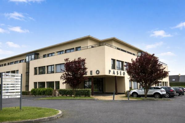 TRES BELLES PRESTATIONS PARC ATHENA - Vente et location de locaux et bureaux en Normandie