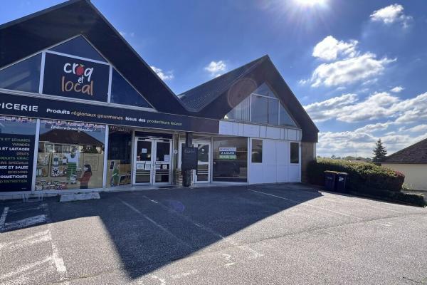 Local de 160 m² à Evrecy - Belle visibilité !! - Vente et location de locaux et bureaux en Normandie