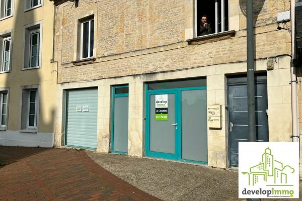 Locaux professionnels en coeur de bourg - Vente et location de locaux et bureaux en Normandie