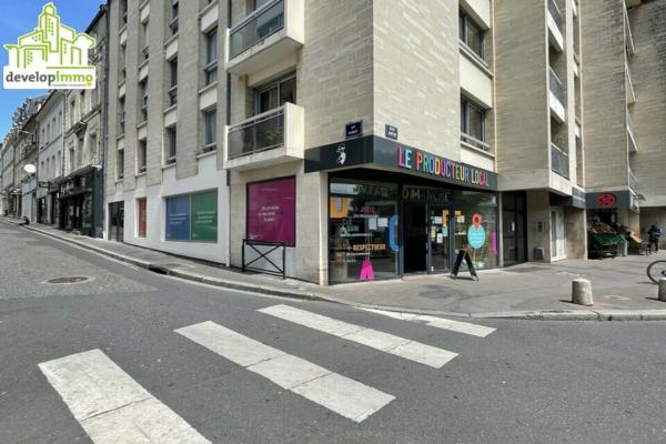 Local commercial  190 m2 - Vente et location de locaux et bureaux en Normandie