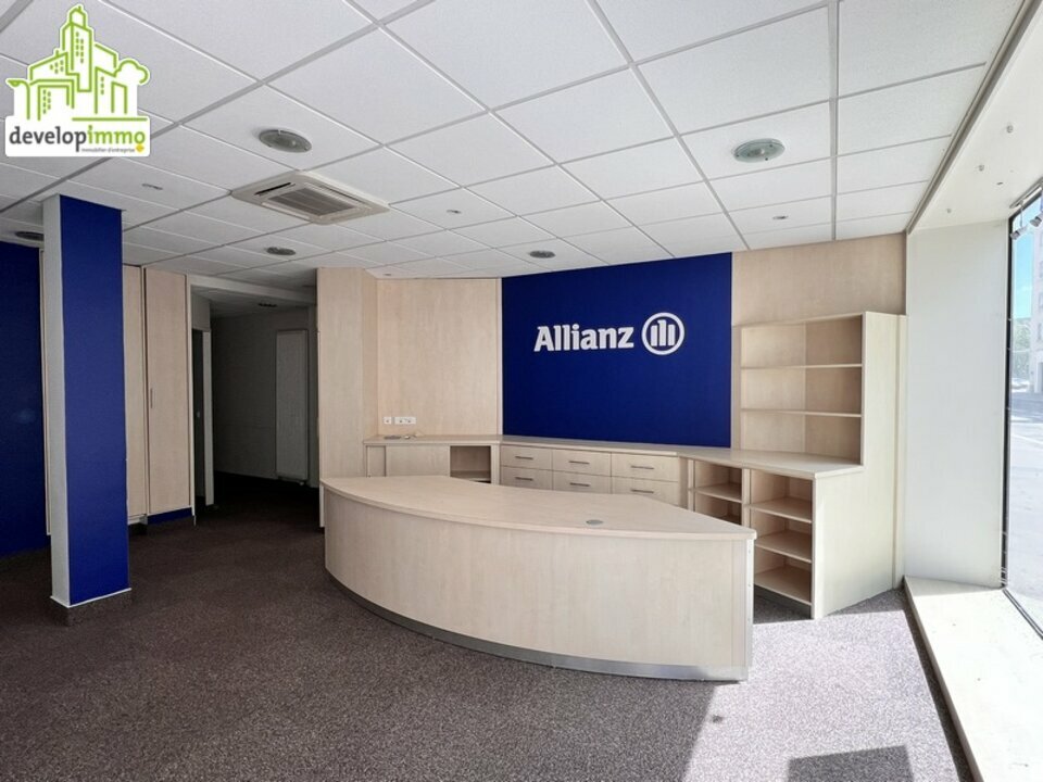 Un local commercial 58 m² - CAEN Quartier Saint-Jean Un local commercial 58 m² - CAEN Quartier Saint-Jean