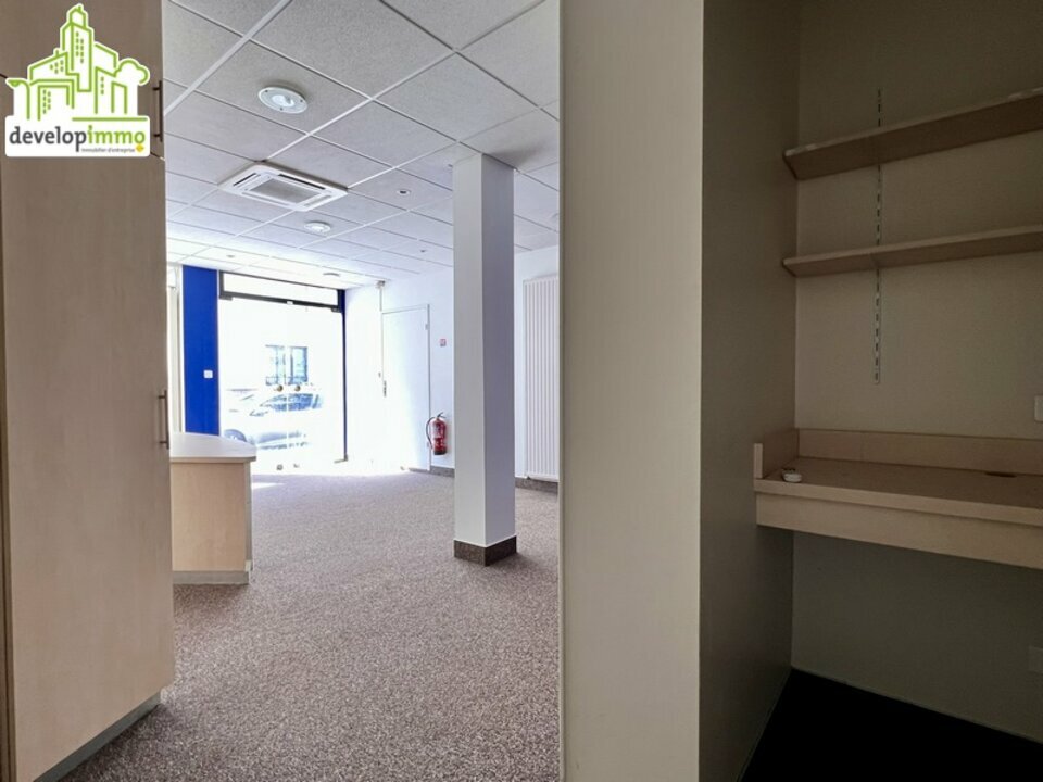 Un local commercial 58 m² - CAEN Quartier Saint-Jean Un local commercial 58 m² - CAEN Quartier Saint-Jean