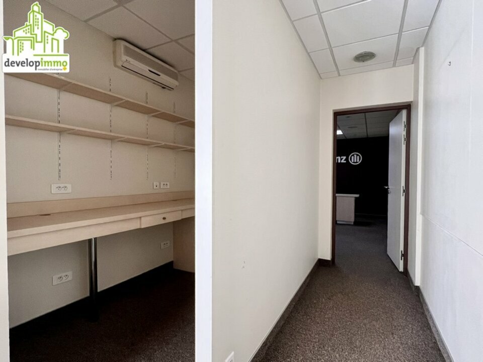 Un local commercial 58 m² - CAEN Quartier Saint-Jean Un local commercial 58 m² - CAEN Quartier Saint-Jean