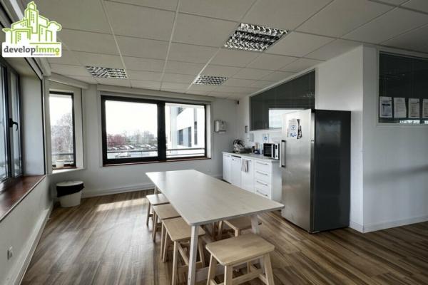 Plateau de bureau en face du Stade d'Ornano - Vente et location de locaux et bureaux en Normandie