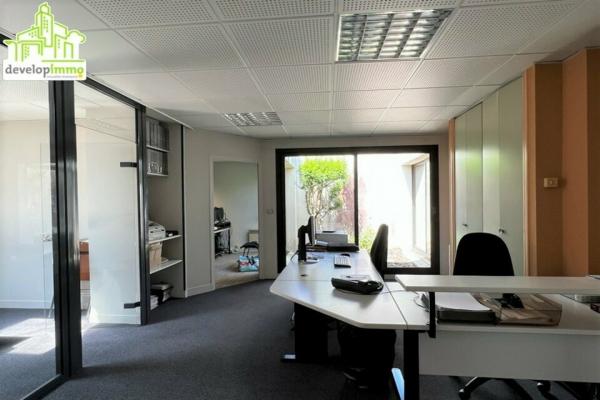 Bureaux indépendant avec parking - Vente et location de locaux et bureaux en Normandie