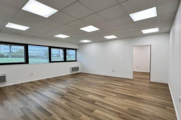 CAEN UNICITE - Bel environnement de travail - Vente et location de locaux et bureaux en Normandie