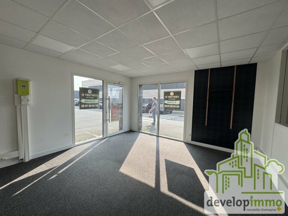 Bureaux Activité Belles prestations avec atelier Bureaux Activité Belles prestations avec atelier