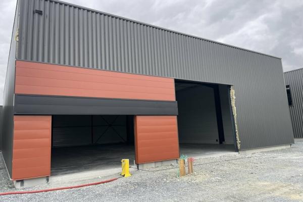 A vendre immeuble d'activité / bureaux d'environ 330 m² Soliers - Vente et location de locaux et bureaux en Normandie