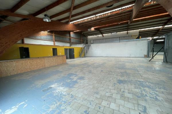 A louer 860 m² d'activité / bureaux à CAEN - Vente et location de locaux et bureaux en Normandie