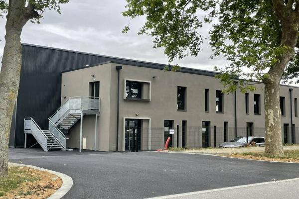 Bureaux de 127 m² à vendre Bretteville sur Odon. - Vente et location de locaux et bureaux en Normandie