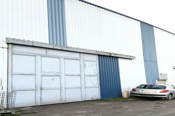 Surface d'activité au sud de Caen d'environ 171 m² à louer. - Vente et location de locaux et bureaux en Normandie