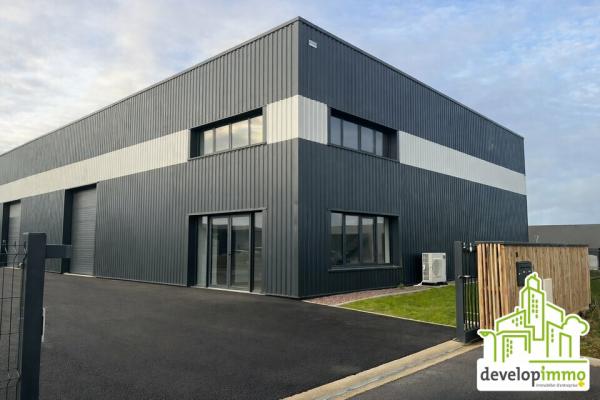 A VENDRE 463 m² d'activité / bureaux - Vente et location de locaux et bureaux en Normandie