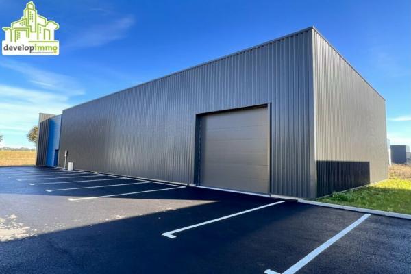 Local d'activité  de 400 m² sur COLOMBELLES - Vente et location de locaux et bureaux en Normandie