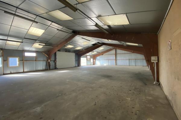 Local d'activité BRETTEVILLE SUR ODON 235m² - Vente et location de locaux et bureaux en Normandie