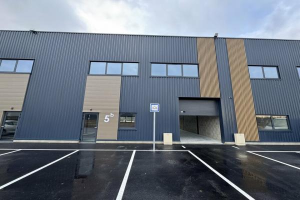 local neuf à louer sur MONDEVILLE - Vente et location de locaux et bureaux en Normandie
