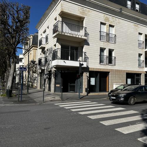 Local commercial - CAEN -  209 m² - Photographie