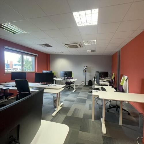 Bureaux - LOUVIGNY - 136 m² - Photographie