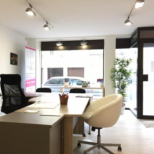 Local professionnel - CAEN - 40 m² - Vente et location d'entrepôts et bureaux pour professionnels à Caen Local professionnel - CAEN - 40 m² - Photographie
