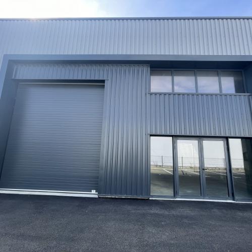 Local d'activité - COLOMBELLES - 300m² - Vente et location d'entrepôts et bureaux pour professionnels à Caen Local d'activité - COLOMBELLES - 300m² - Photographie