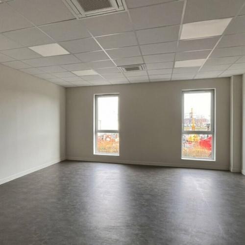BUREAUX - IFS - 33 m² - Photographie